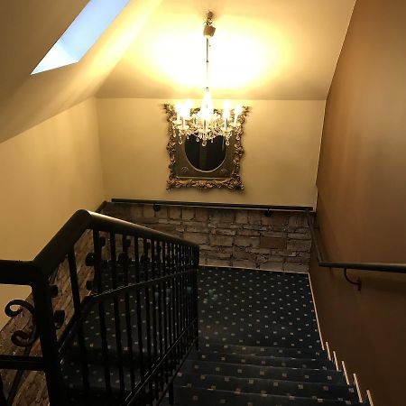 Hotel Podzamcze Tarnów Esterno foto
