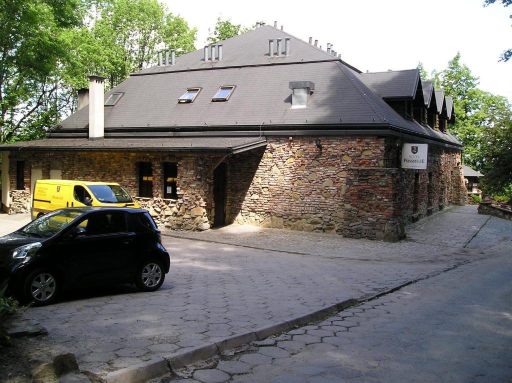 Hotel Podzamcze Tarnów Esterno foto
