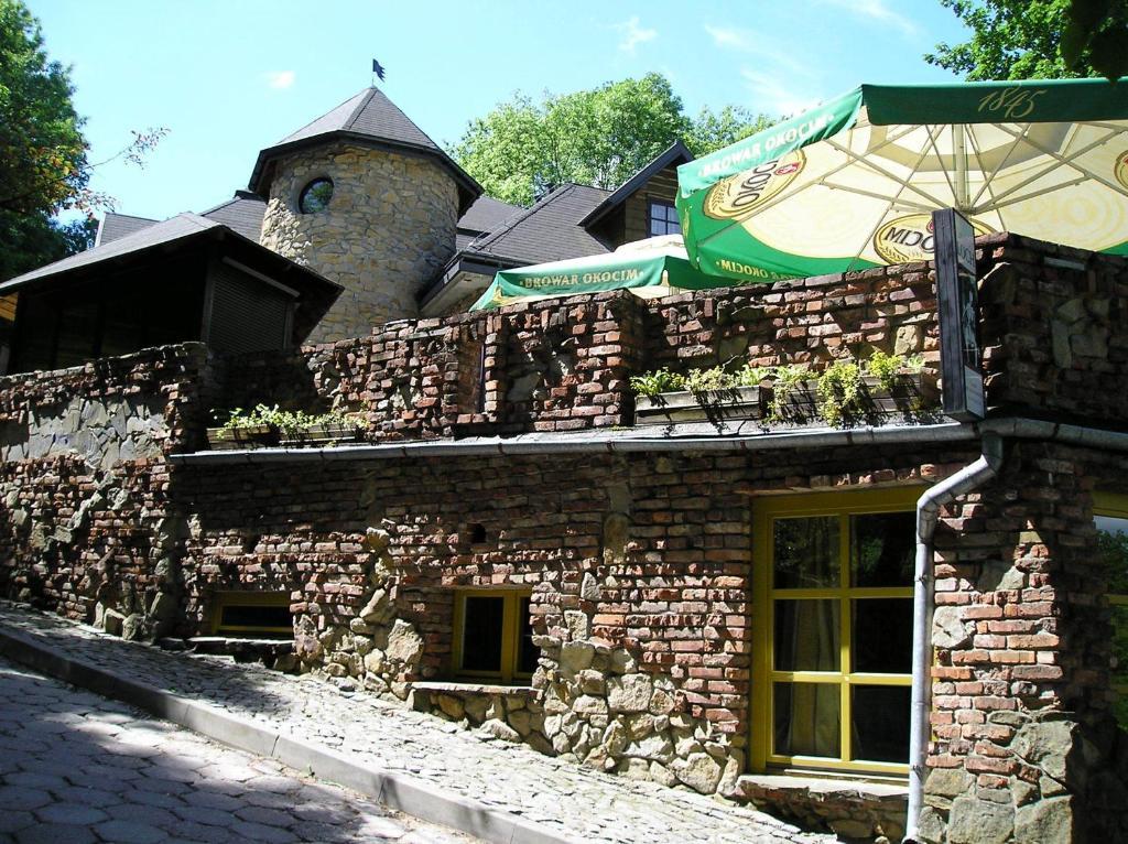 Hotel Podzamcze Tarnów Esterno foto