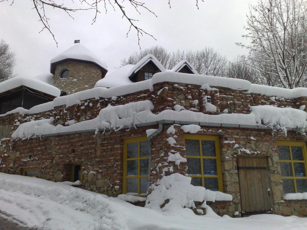 Hotel Podzamcze Tarnów Esterno foto